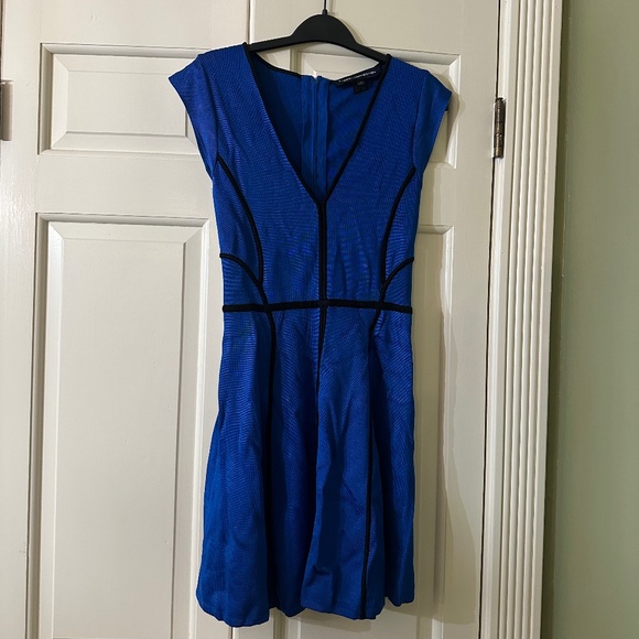 French Connection Blue Mesh Fit & Flare Dress Black Piping Size 6 - Picture 1 of 3